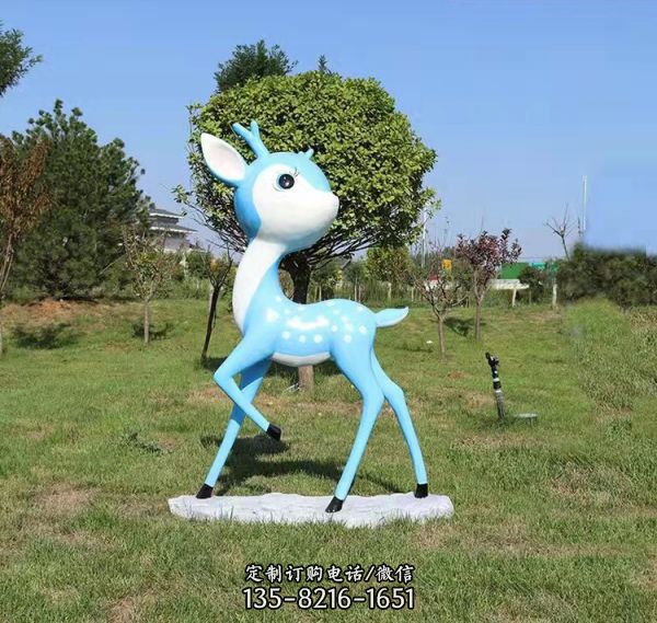 創(chuàng)意卡通綠地動物擺件玻璃鋼小鹿雕塑（4）