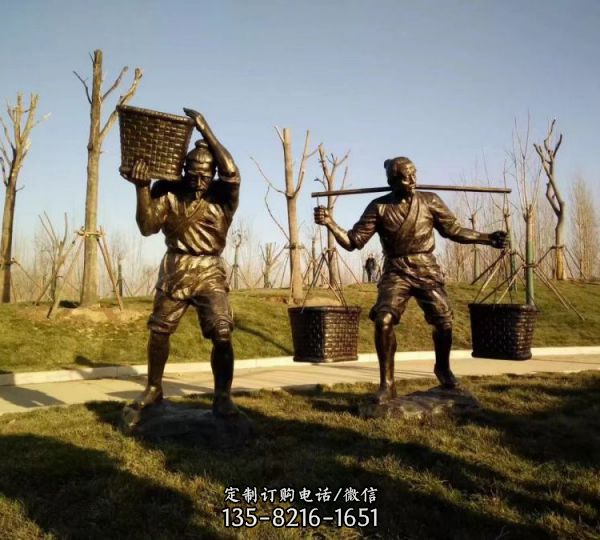 景區廣場擺放玻璃鋼仿銅農耕人物小品雕塑 （3）
