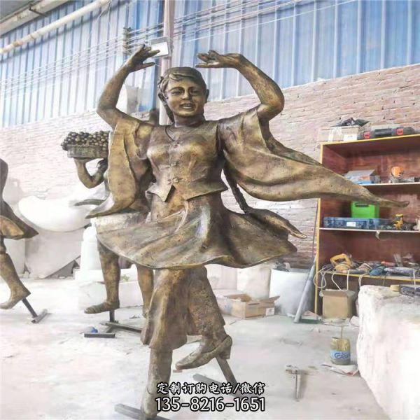 公園綠地擺放玻璃鋼仿銅浮雕人物雕塑（3）
