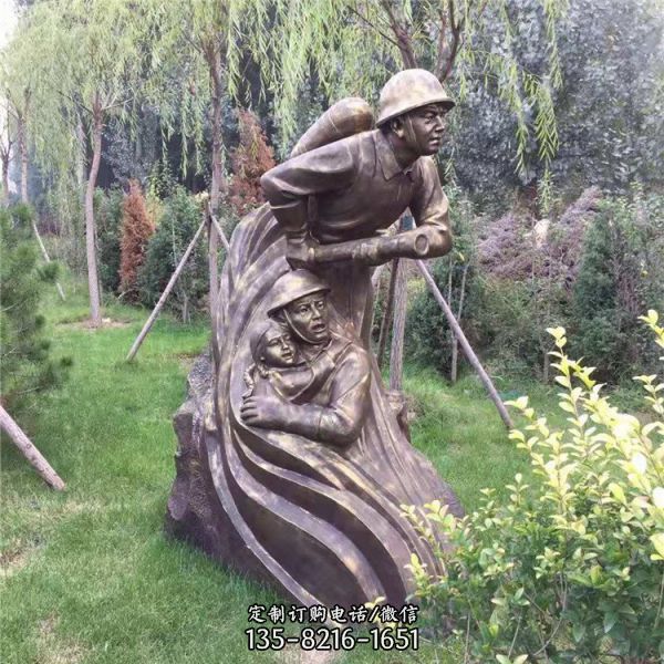 玻璃鋼仿銅戶(hù)外園林消防員雕塑（4）