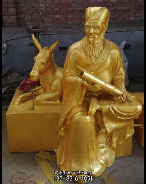 寺廟形態(tài)各異八仙銅雕塑神像（1）