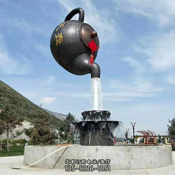 戶外創(chuàng)意懸空流水天壺雕塑（3）