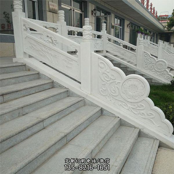 公園臺階兩側大理石雙面浮雕欄板欄桿（1）