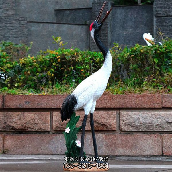 公園廣場擺放玻璃鋼大型仿真仙鶴雕塑（4）