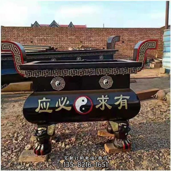 寺廟景區(qū)大型戶外玻璃鋼仿銅創(chuàng)意香爐雕塑（2）