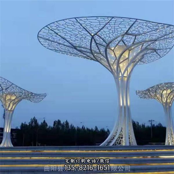 大型不銹鋼鏤空樹發(fā)光景觀廣場園林擺件（4）