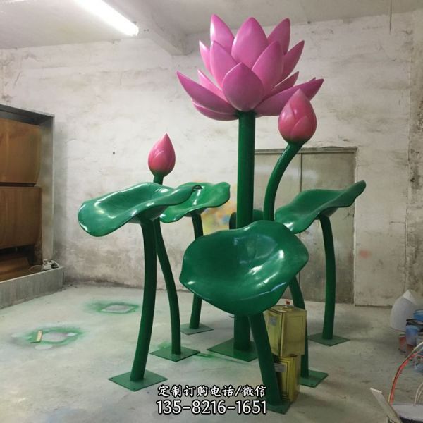 景區(qū)花園樹脂擺件玻璃鋼荷花雕塑（2）