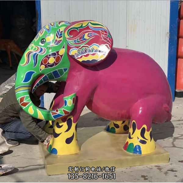 公園景區創意玻璃鋼彩繪仿銅卡通動物雕塑（5）