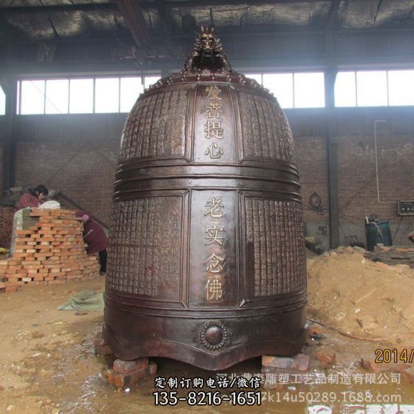景區寺院擺放大型鑄造銅鐘雕塑（2）