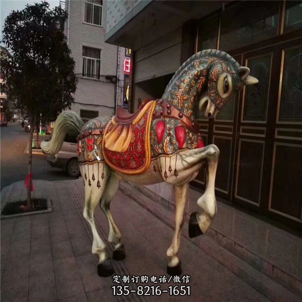 廣場玻璃鋼彩繪抽象動物雕塑（1）