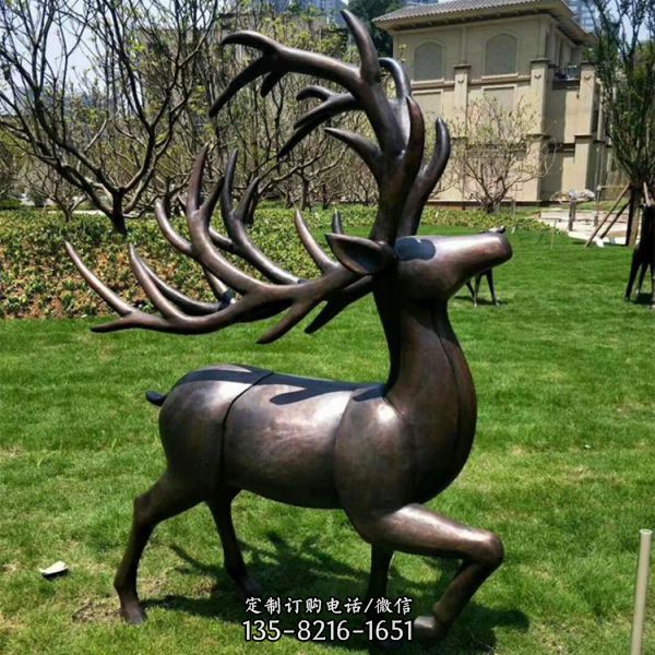 小區園林擺放鍛銅抽象動物人物雕塑（2）