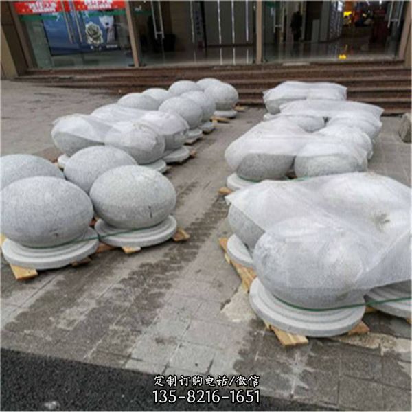 花崗巖芝麻白廣場(chǎng)道路交通擋車擋路阻車圓球、景觀石（1）