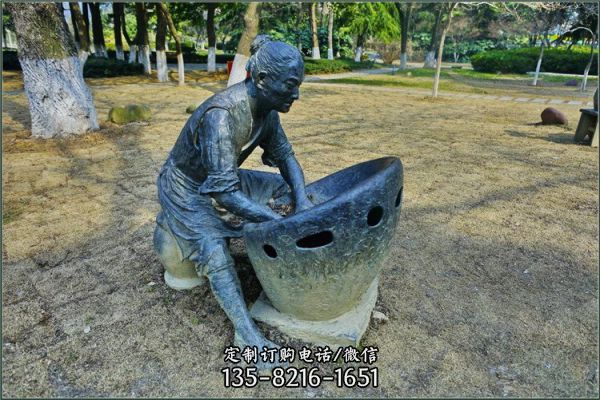 公園戶(hù)外園林情景玻璃鋼仿銅人物雕塑（1）