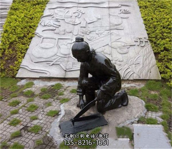 公園戶(hù)外園林情景玻璃鋼仿銅人物雕塑（6）