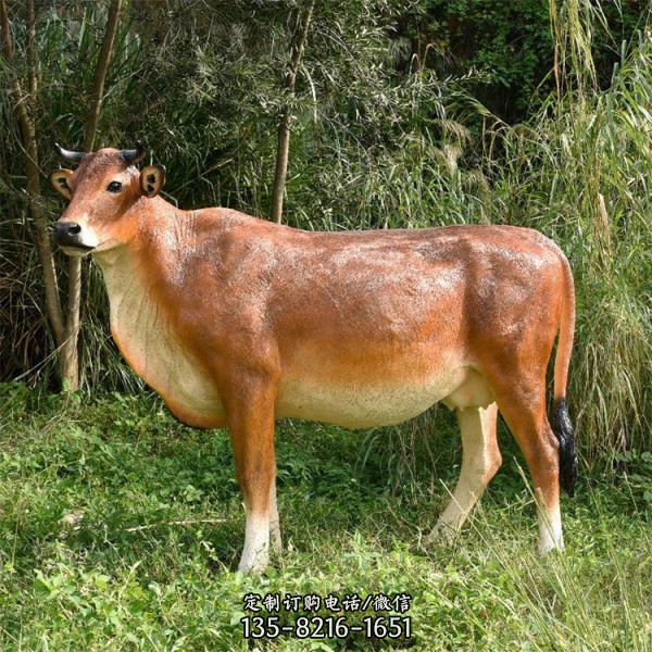 園林擺放玻璃鋼仿真牛動物雕塑（1）