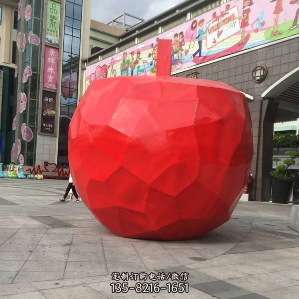 農(nóng)場廣場擺放玻璃鋼彩繪果蔬雕塑造型（3）
