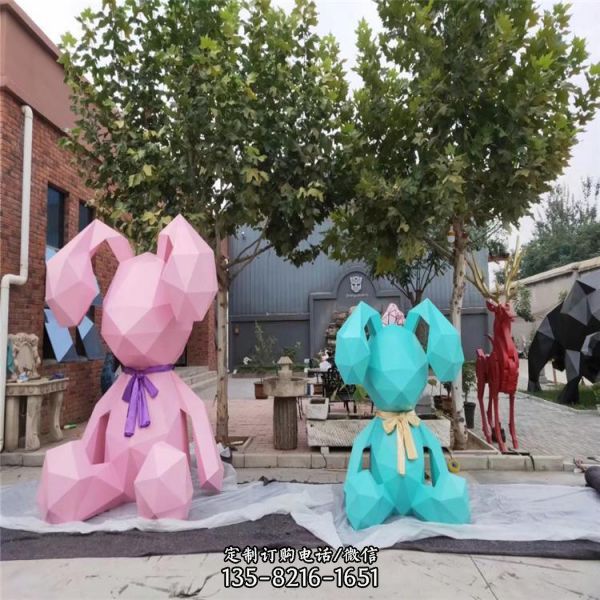 玻璃鋼戶外幾何大型彩繪兔子雕塑（2）