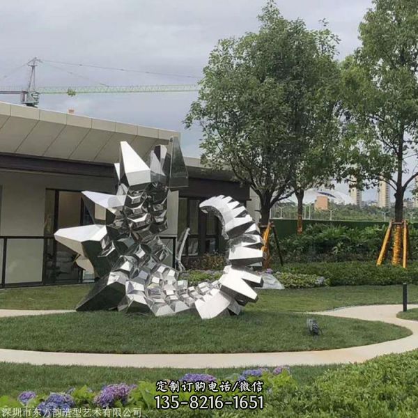 304不銹鋼抽象創(chuàng)意景觀酒店藝術(shù)雕塑（4）