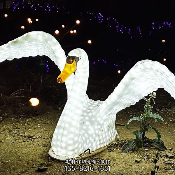 公園景區(qū)擺放玻璃鋼卡通動(dòng)物人物燈光展雕塑擺件（1）