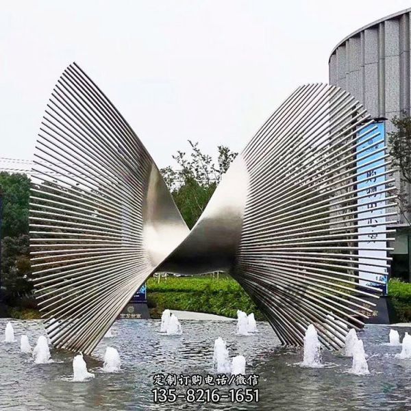 戶外不銹鋼鏡面戶外廣場(chǎng)大型抽象雕塑（3）