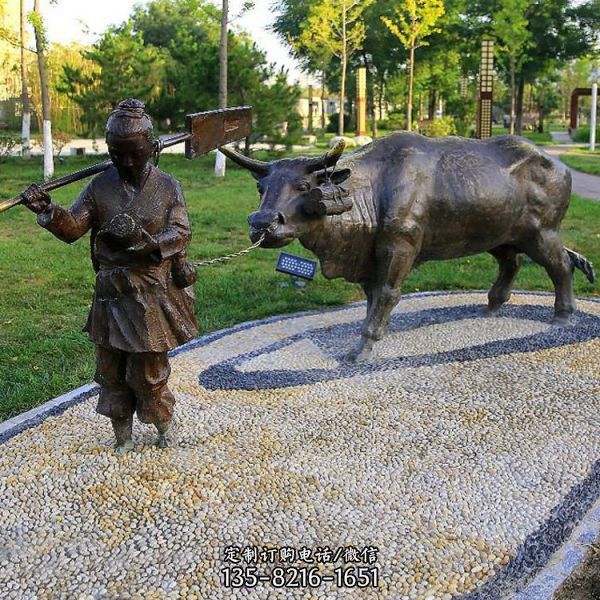 牧童放牛雕塑 仿銅玻璃鋼銅牛農(nóng)耕雕塑（2）