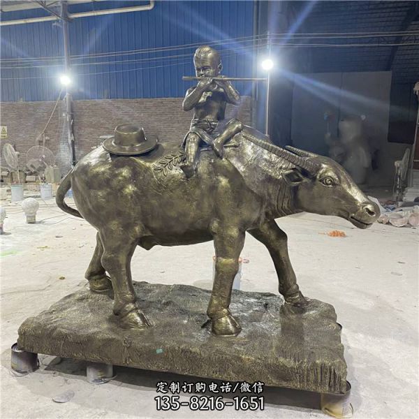 街頭牧童騎牛雕塑 童子吹笛玻璃鋼擺件