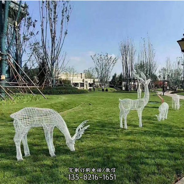 不銹鋼鐵藝網(wǎng)格梅花鹿草坪動(dòng)物擺件