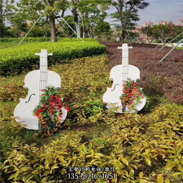 校園操場(chǎng)創(chuàng)意不銹鋼仿真樂(lè)器雕塑擺件（1）