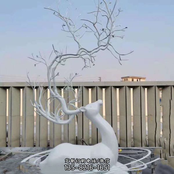 公園廣場(chǎng)創(chuàng)意鏤空鐵藝抽象戶(hù)外大型雕塑擺件（2）