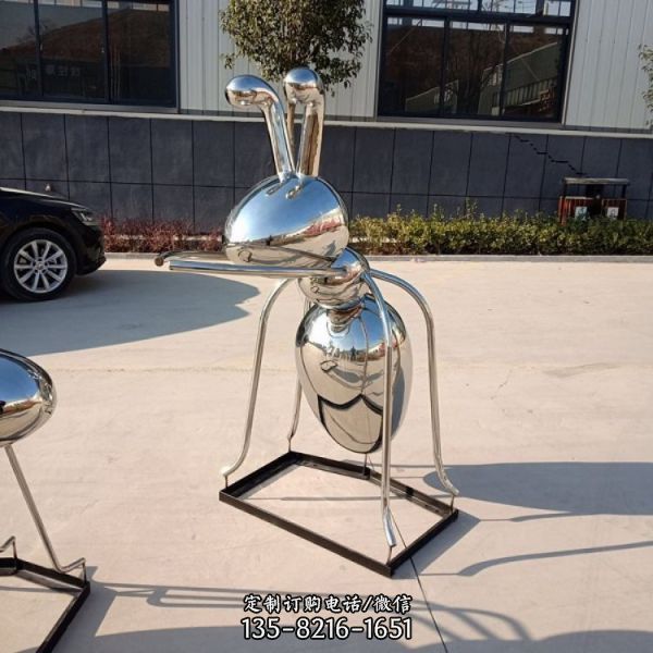玻璃鋼彩繪螞蟻景觀小品雕塑（3）