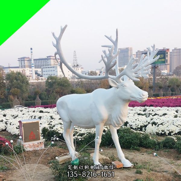 公園擺放發(fā)光玻璃鋼卡通動(dòng)物雕塑（2）