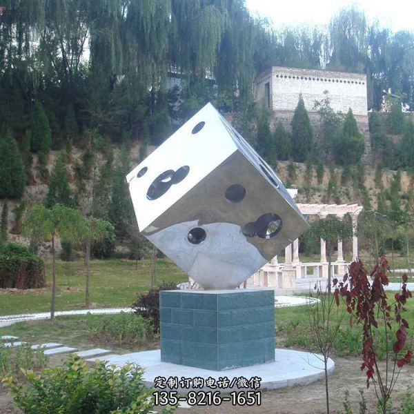 學(xué)校廣場文化不銹鋼鏤空魔方景觀小品雕塑（1）
