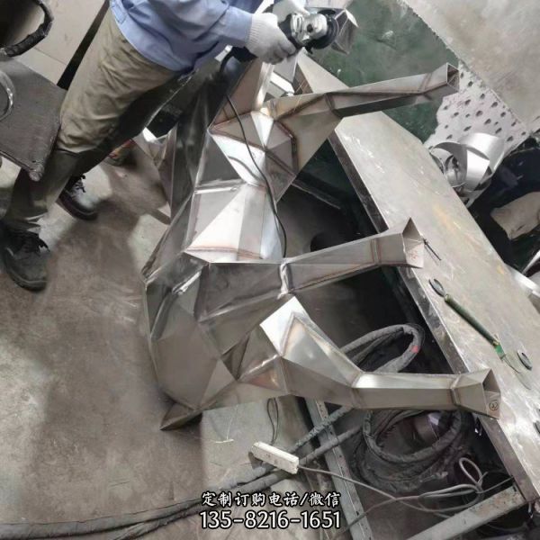 廣場不銹鋼幾何園林創意動物雕塑（2）