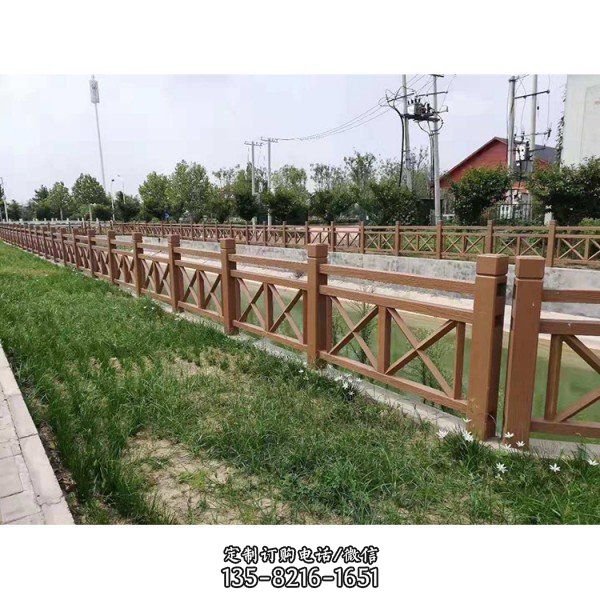 城市園林湖邊裝飾防腐木護欄 支持加工定制（1）