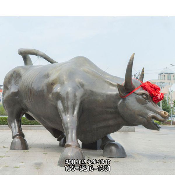 廣場(chǎng)大型不銹鋼奮發(fā)銅牛氣沖天戶外景觀雕塑（2）