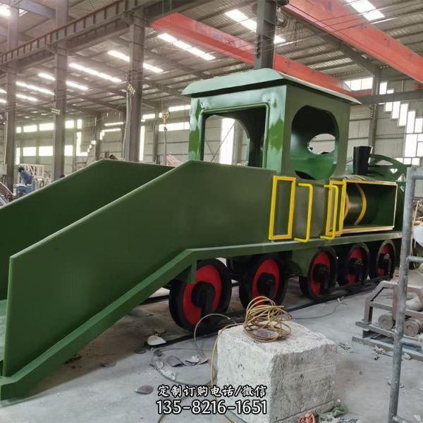 戶外仿真不銹鋼火車雕塑（3）