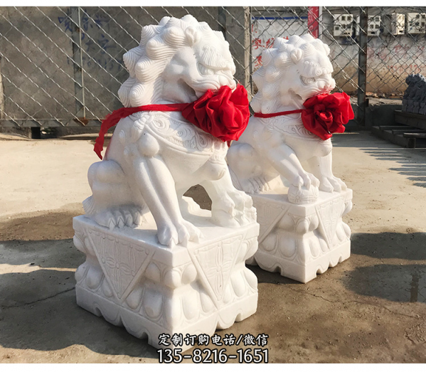 漢白玉石雕獅子一對，1米5高傳統石獅子