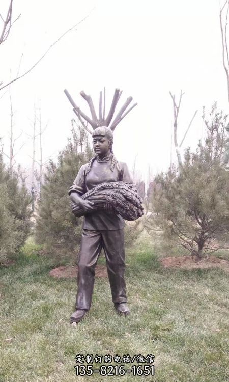 公園玻璃鋼仿銅園林農(nóng)耕人物雕塑（4）