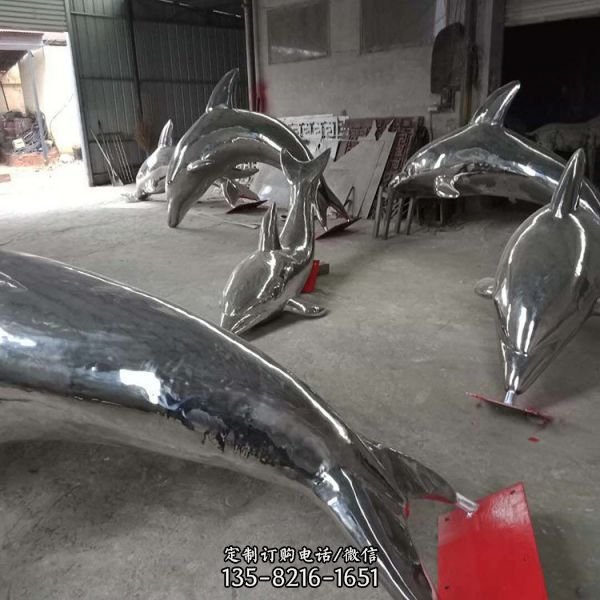 廣場酒店水景不銹鋼鏡面創意海洋動物海豚雕塑（3）