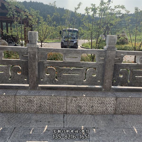 園林景區(qū)大型石雕護欄雕塑（5）
