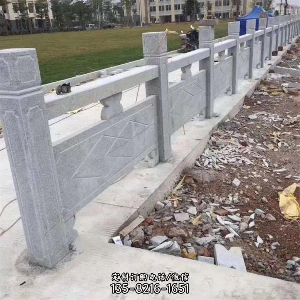 園林景區(qū)大型石雕護欄雕塑（4）