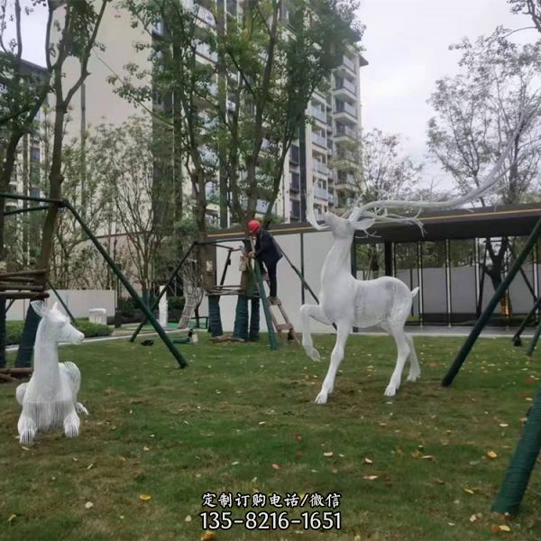 售樓部綠地擺放不銹鋼絲編織條紋鏤空鹿雕塑（2）