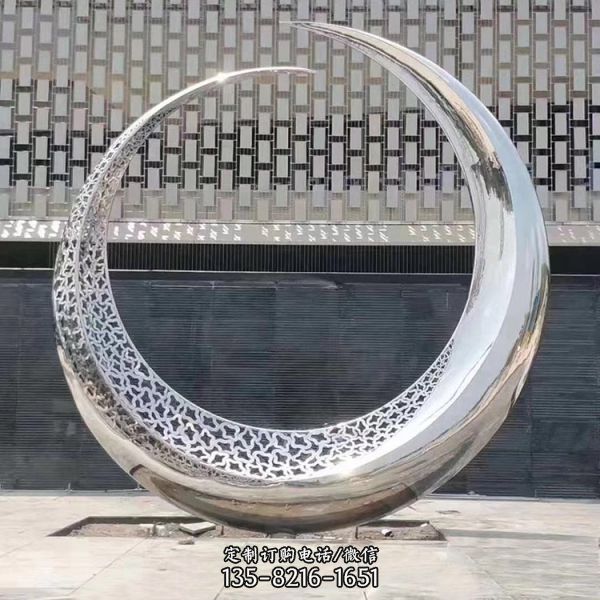金屬不銹鋼園林鏡面鏤空月牙雕塑（2）