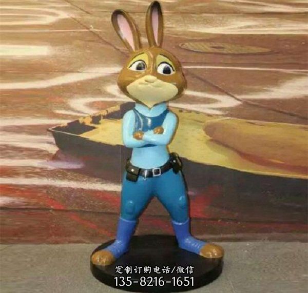 影院室內擺放玻璃鋼卡通人物小品雕塑