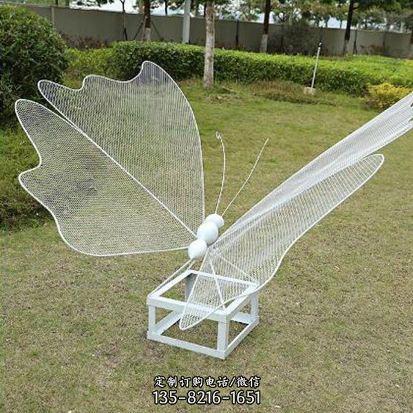 草坪裝飾公園不銹鋼鏤空蝴蝶