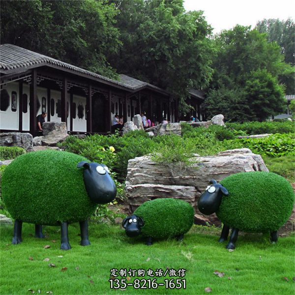 公園綠地玻璃鋼綠植肖恩羊雕塑（2）