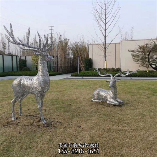 不銹鋼鏡面幾何戶外公園梅花鹿雕塑（4）
