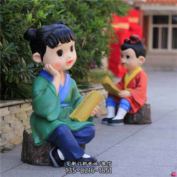 校園商場(chǎng)創(chuàng)意玻璃鋼看書的卡通人物雕塑（6）