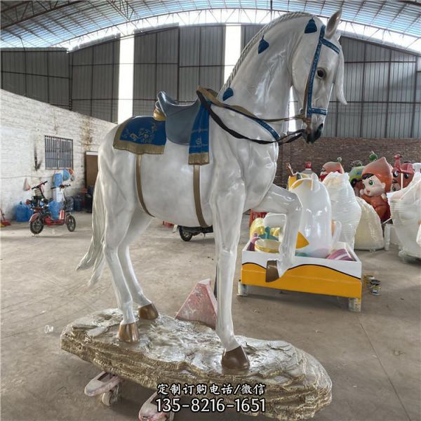 玻璃仿真動物馬雕塑 戶外草坪大型動物擺件（2）