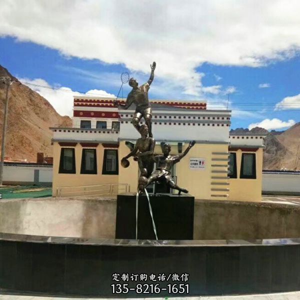 校園玻璃鋼仿銅運動打羽毛球的人物雕塑